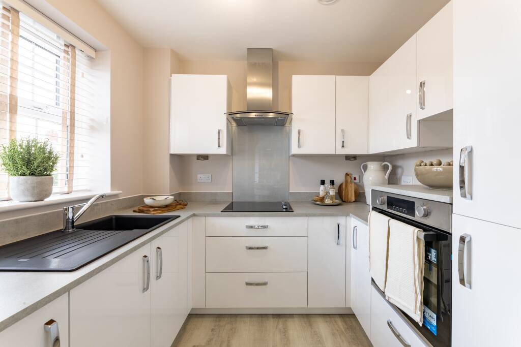 Additional property image - Alcester Road,
Studley,
Warwickshire,
B80 7AR